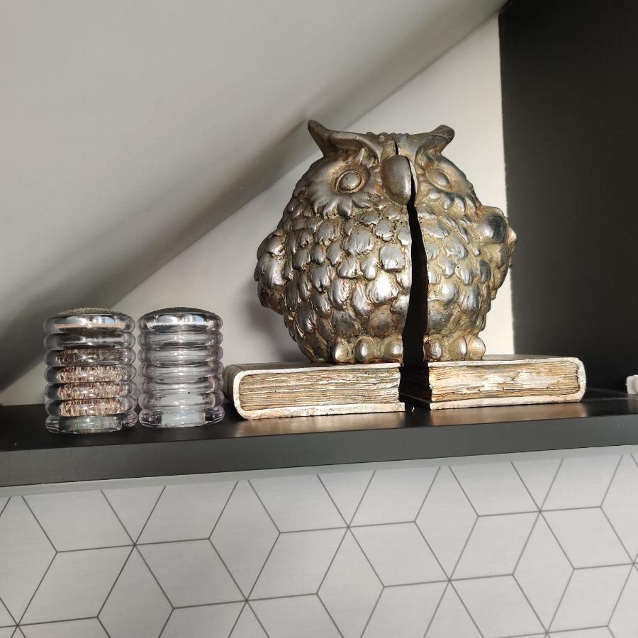 Delightful & Picturesque Modern Detached Apartment, Next To Chester Zoo, Near Park And Ride To City Centre Экстерьер фото